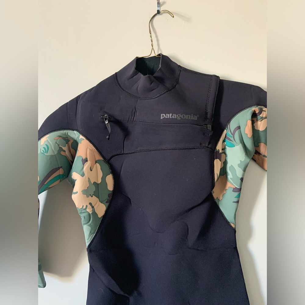 Patagonia Women’s wetsuit